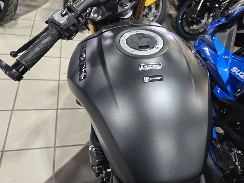 NEW 2026 SUZUKI GSX8T Image 8
