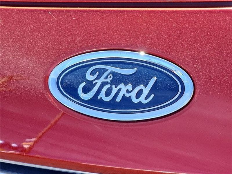 2018 Ford Fiesta SEImage 32