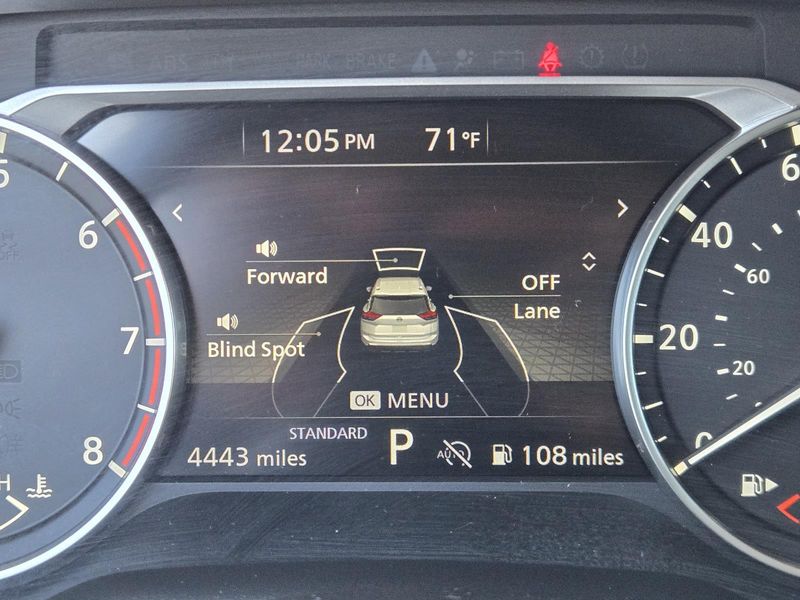 Used 2024 Nissan Rogue FWD SV