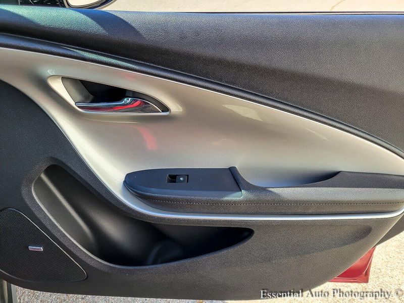 2013 Chevrolet Volt Base photo 17