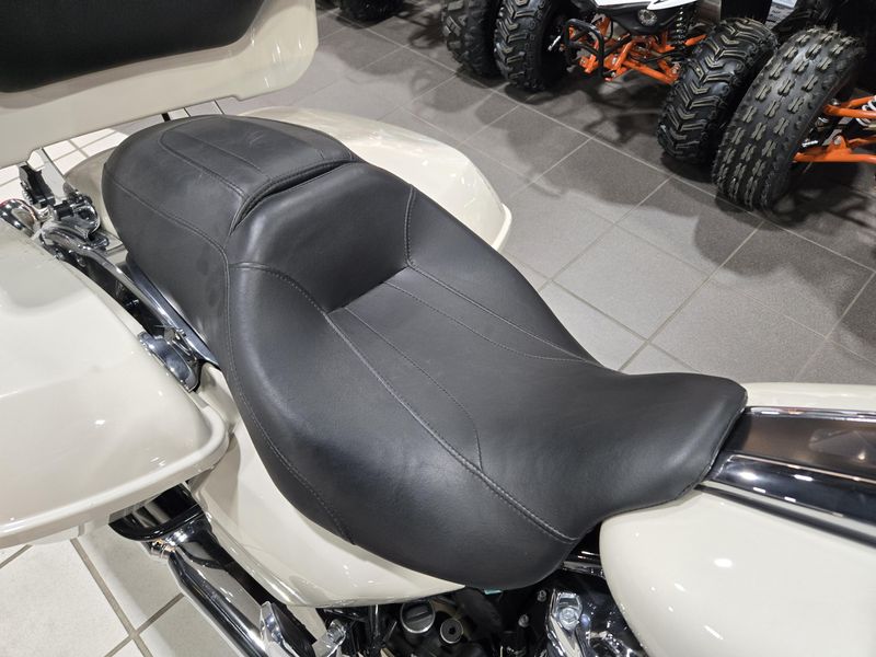 USED 2022 HARLEY STREET GLIDE SPECIAL Image 15