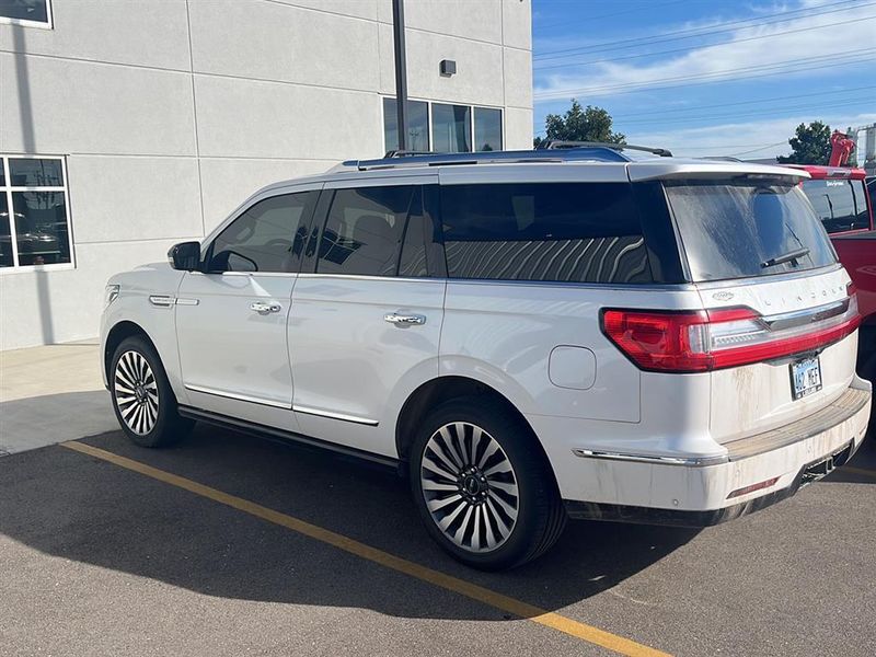 2018 Lincoln Navigator Reserve photo 3