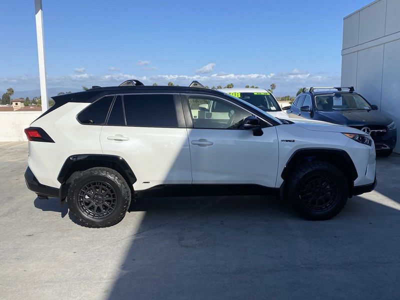 2021 Toyota RAV4 XSEImage 3