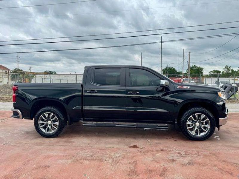 Used 2025 Chevrolet Silverado 1500 LTImage 4