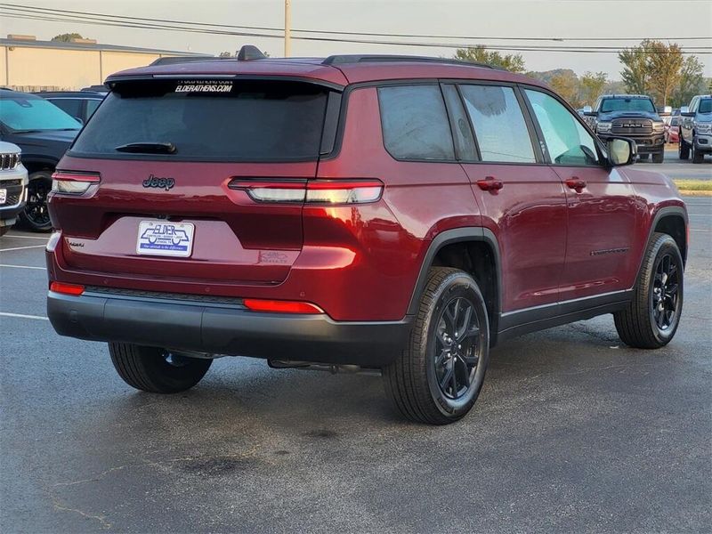 2025 Jeep Grand Cherokee L Altitude X 4x4Image 6