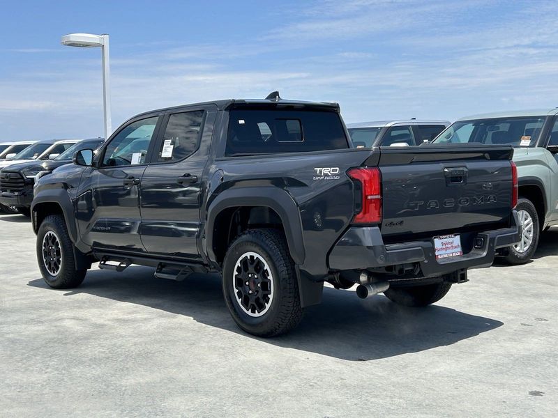 2024 Toyota Tacoma TRD Off RoadImage 5