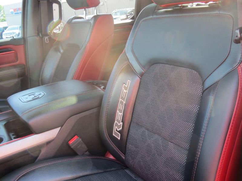 Used 2019 RAM 1500 Rebel 4x4 4dr Crew Cab 5.6 ft. SB PickupImage 17