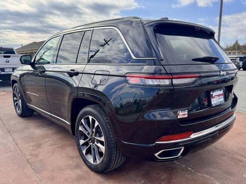 New 2025 Jeep Grand Cherokee Overland 4x4Image 8