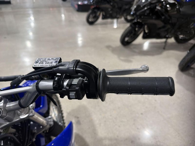 New 2026 Yamaha TT-R125LE Image 24