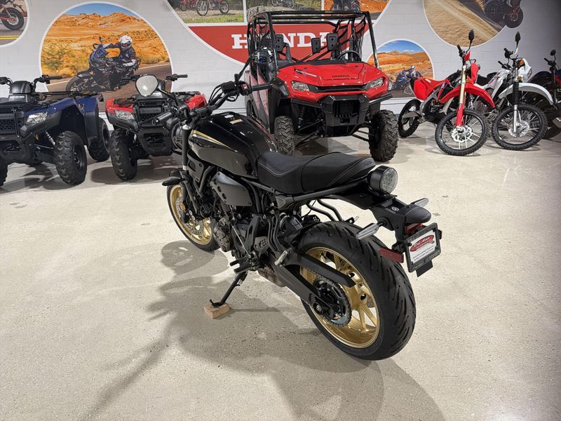 New 2026 Yamaha XSR700 Image 15