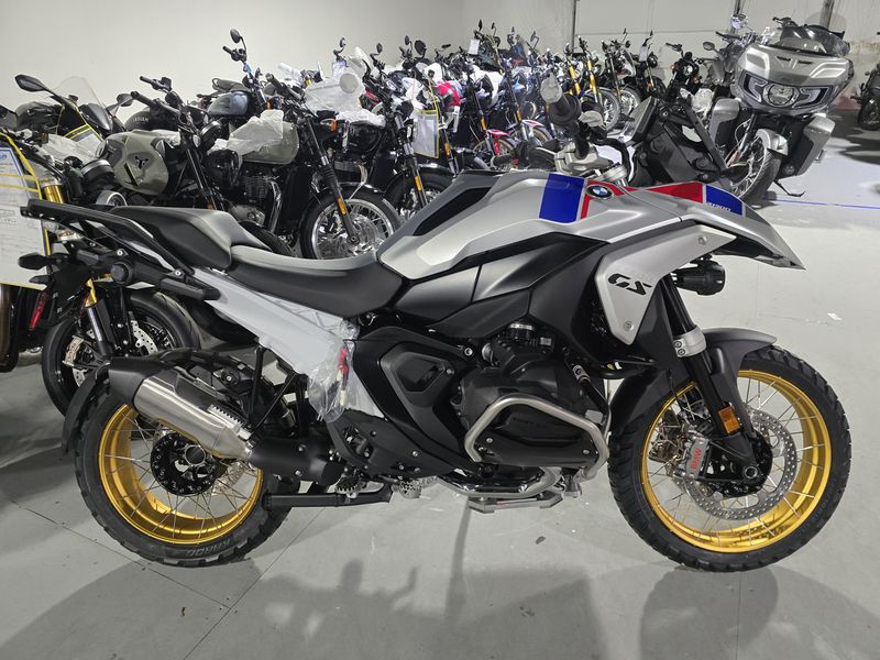 New 2026 BMW R1300GS Image 1