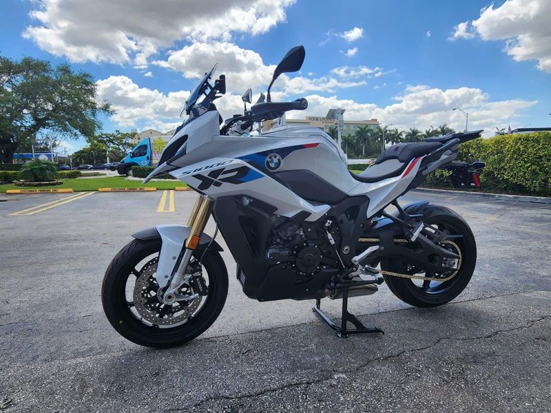 2026 BMW S 1000 XRImage 4