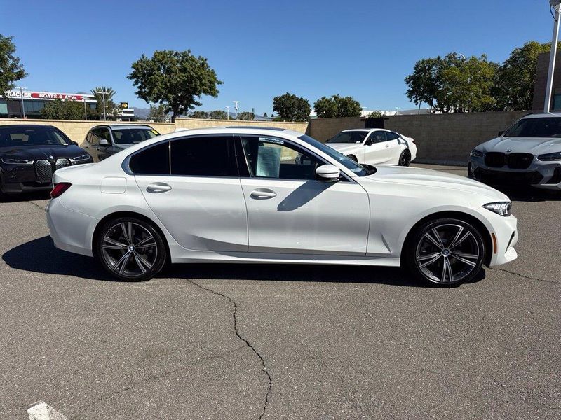Used 2024 BMW 3 Series 330iImage 7