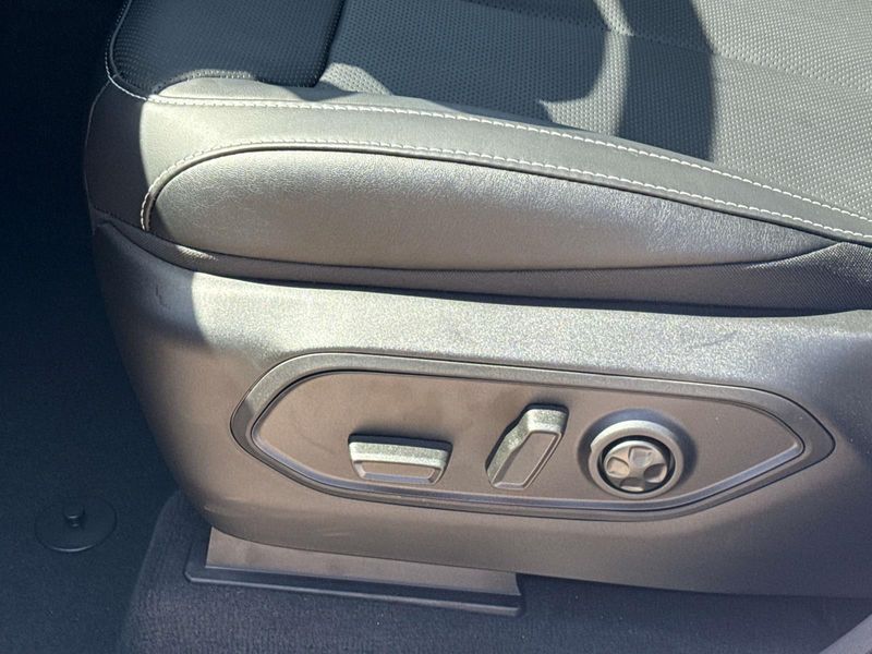 New 2026 Jeep Grand Cherokee Limited Reserve 4x4