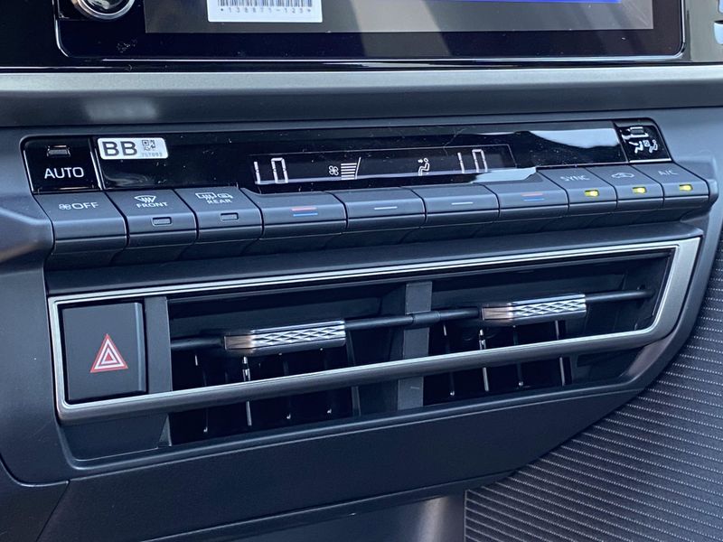 New 2025 Toyota Camry Image 17
