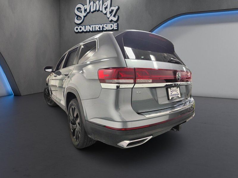 Used 2024 Volkswagen Atlas SE AWD w/TechnologyImage 8