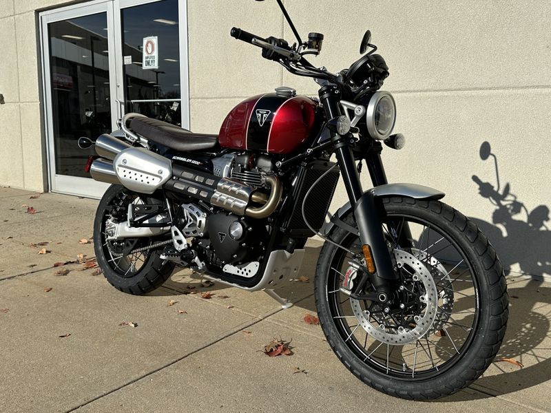 2023 Triumph SCRAMBLER 1200 XC in a CARNIVAL RED / JET BLACK exterior color. Cross Country Powersports 732-491-2900 crosscountrypowersports.com 