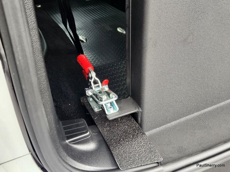 New 2026 Chrysler Voyager LX