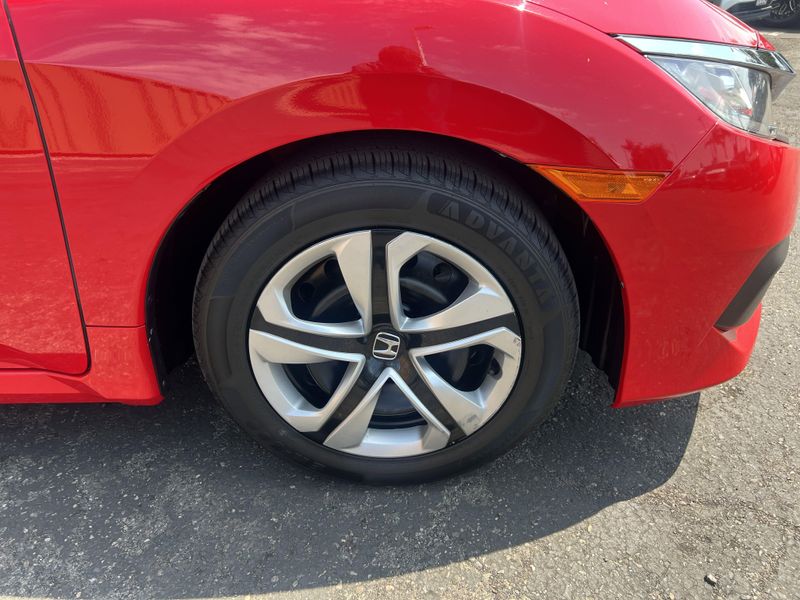 Used 2016 Honda Civic Sedan LXImage 27