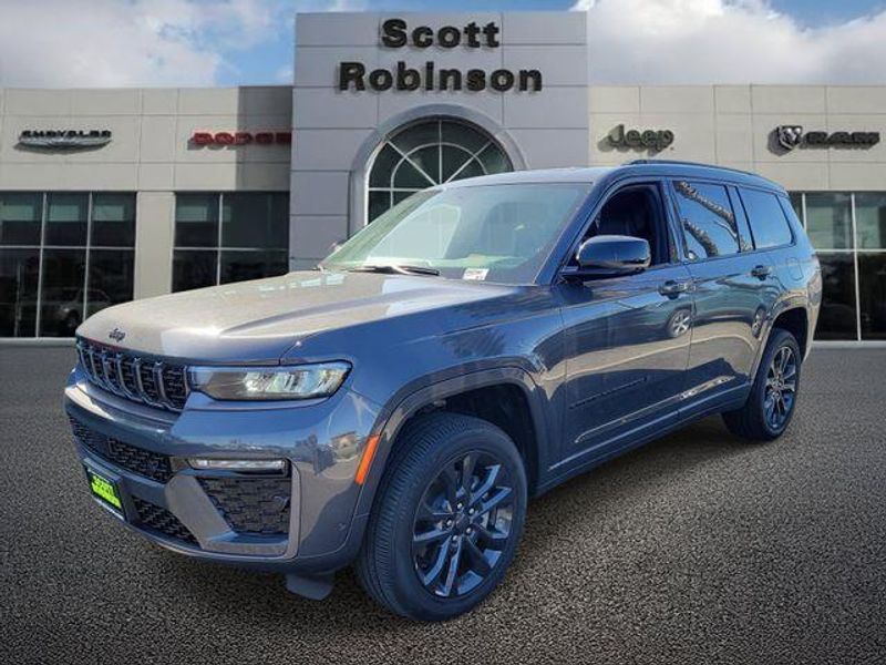 New 2026 Jeep Grand Cherokee L Limited Reserve 4x4