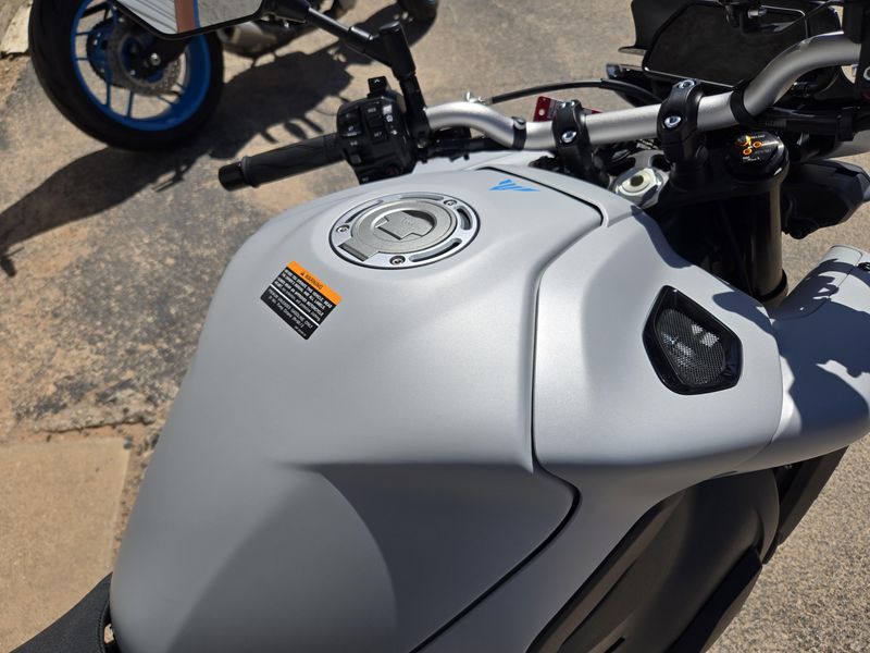 2025 Yamaha MT10 ICE STORM Image 10