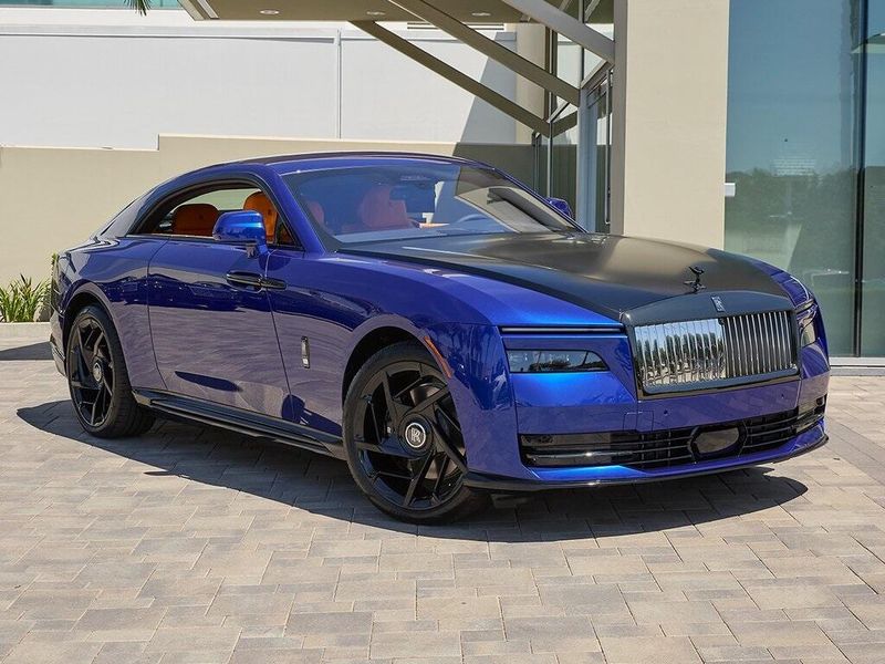 2025 Rolls-Royce Spectre Image 5