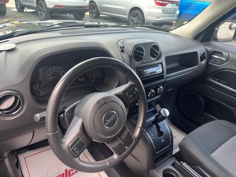 Used 2014 Jeep Patriot Image 3