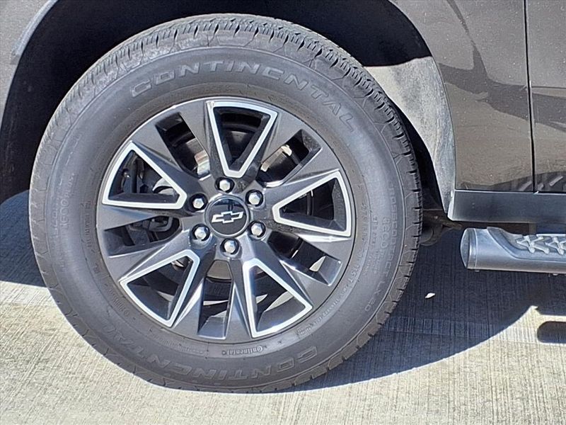 Used 2021 Chevrolet Suburban Z71Image 6