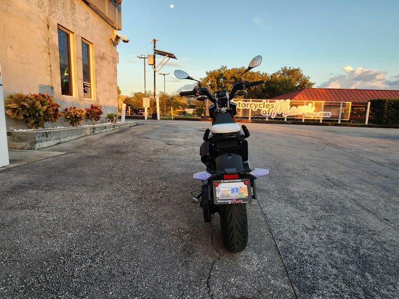 2024 BMW CE 02Image 8