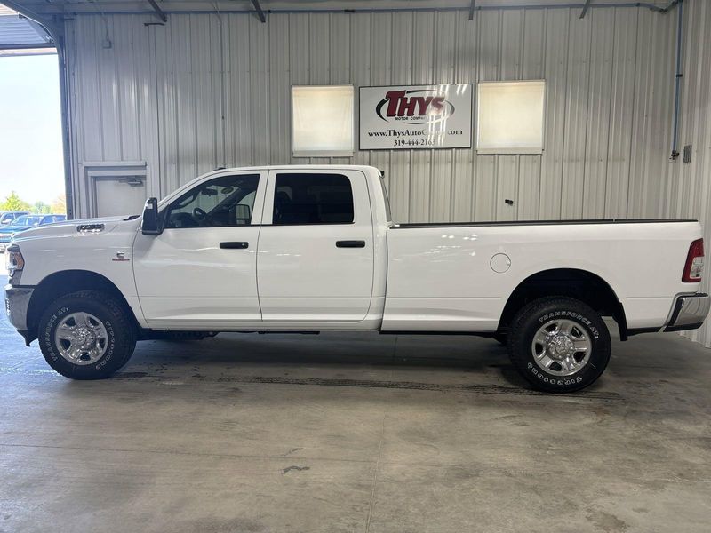 2024 RAM 3500 Tradesman Crew Cab 4x4 8