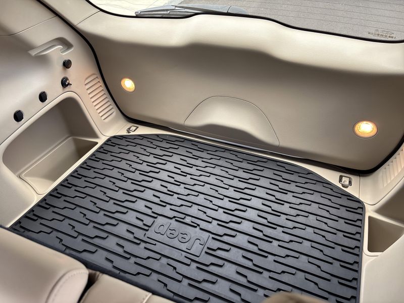 Used 2021 Jeep Grand Cherokee LimitedImage 25