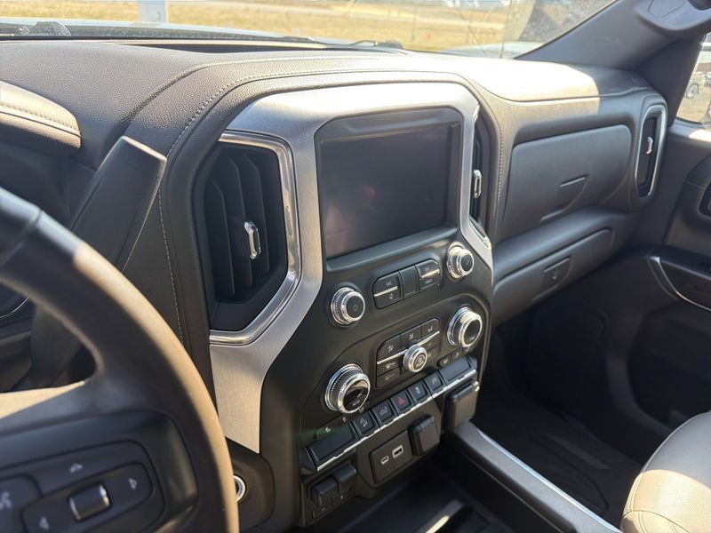 Used 2022 GMC Sierra 1500 Limited SLTImage 22