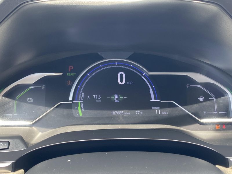 2018 Honda Clarity Plug-In Hybrid TouringImage 28