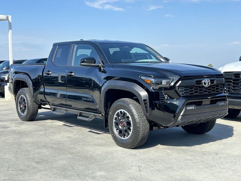 2024 Toyota Tacoma TRD Off RoadImage 2