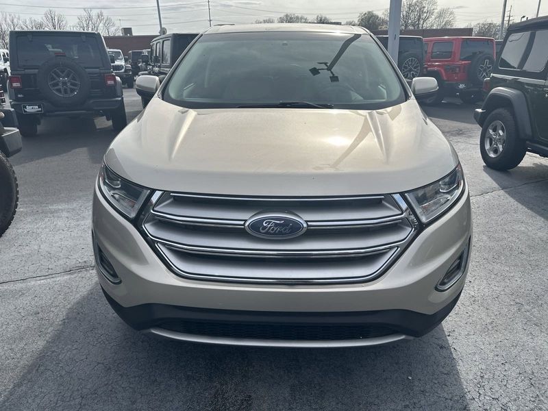 2017 Ford Edge SELImage 2