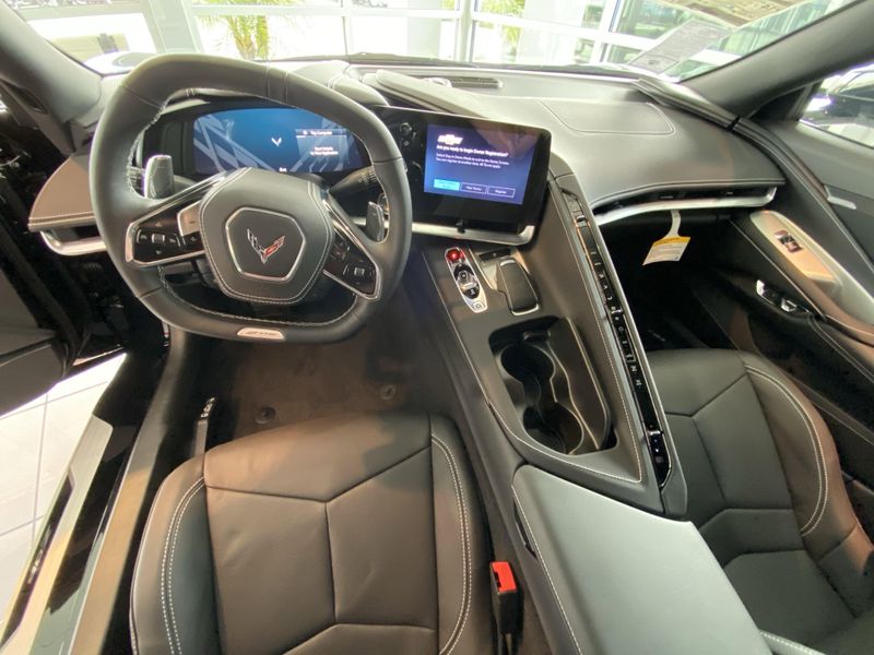 New 2025 Chevrolet Corvette 1LZImage 11