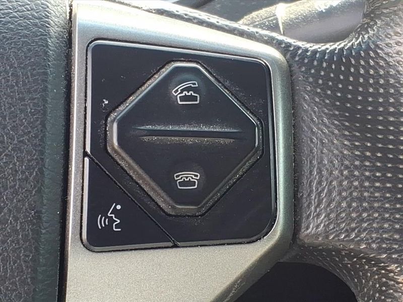 Used 2014 Toyota Tacoma PreRunnerImage 21