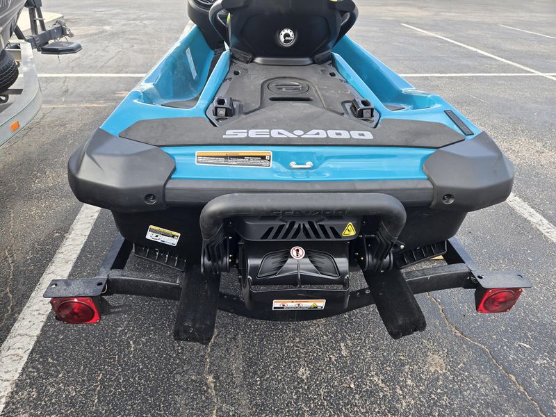 2025 SEADOO GTI SE 170 WITH SOUND SYSTEM IDF TEAL BLUE AND MANTA GREEN Image 10