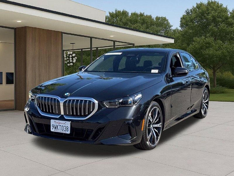 Used 2026 BMW 5 Series 530iImage 2