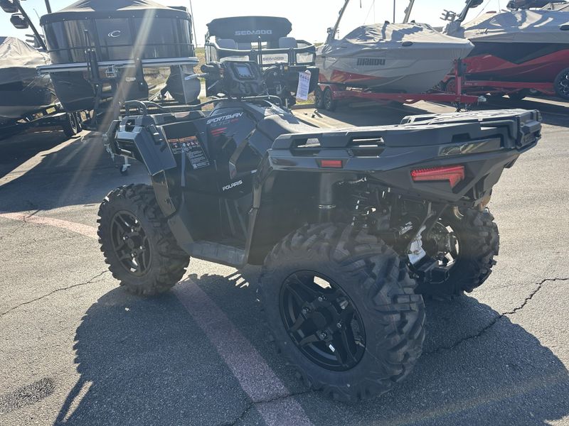 2025 Polaris SPORTSMAN 570 TRAIL ONYX BLACKImage 3