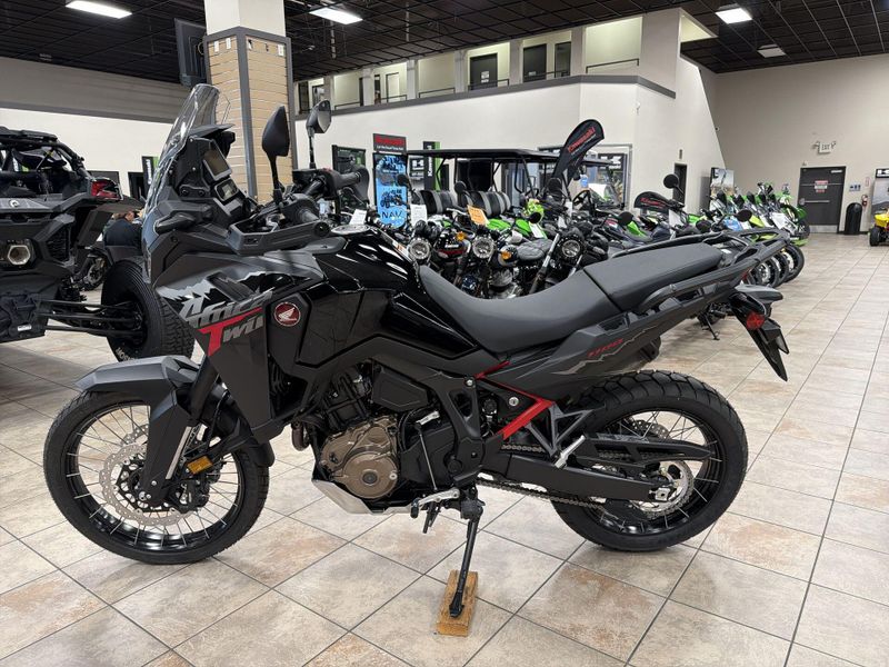 New 2026 Honda AFRICA TWIN DCT Image 14