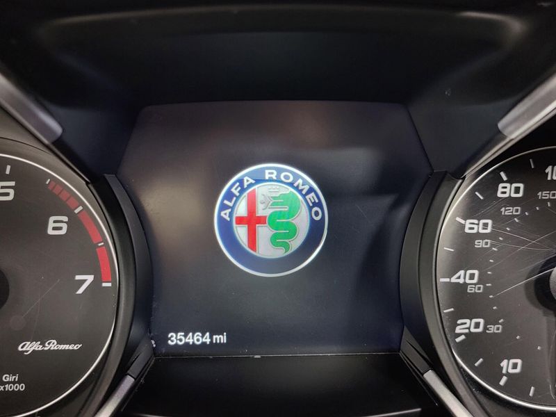 2023 Alfa Romeo Stelvio Ti Premium AWD w/Activ AsstImage 34