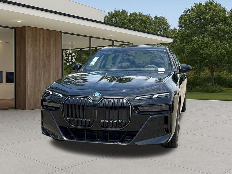 New 2026 BMW 7 Series 750e xDriveImage 3