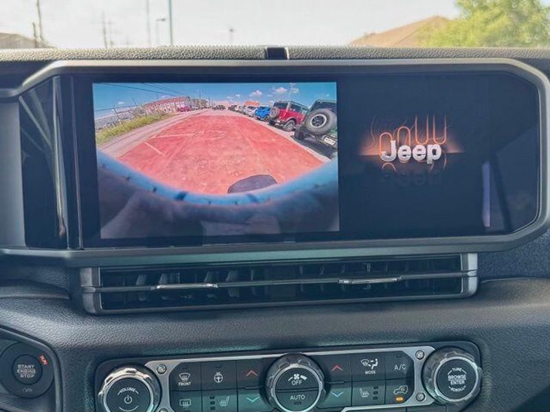 New 2026 Jeep Wrangler Unlimited 4-door SportImage 13