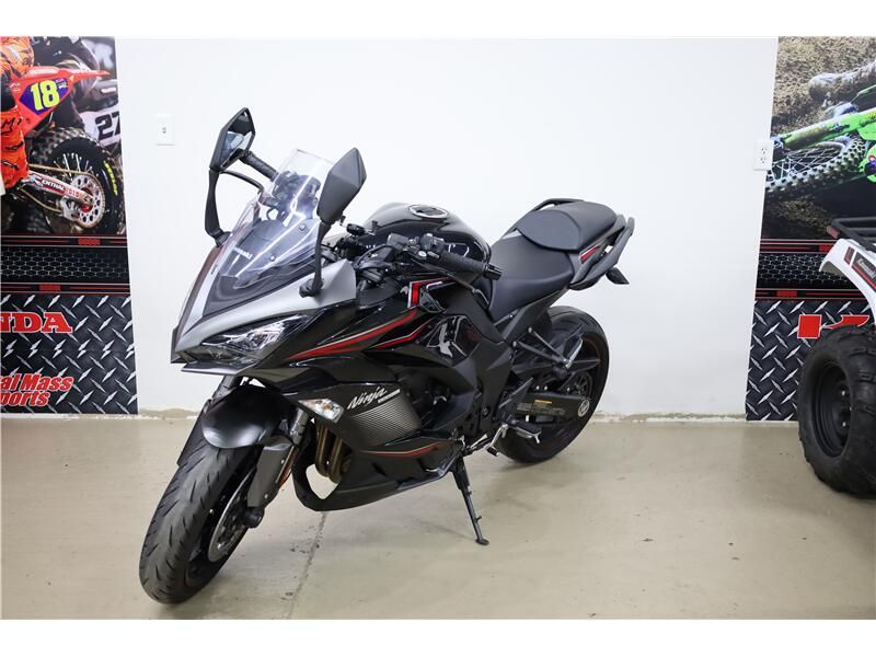 Used 2022 Kawasaki NINJA 1000SX Image 3