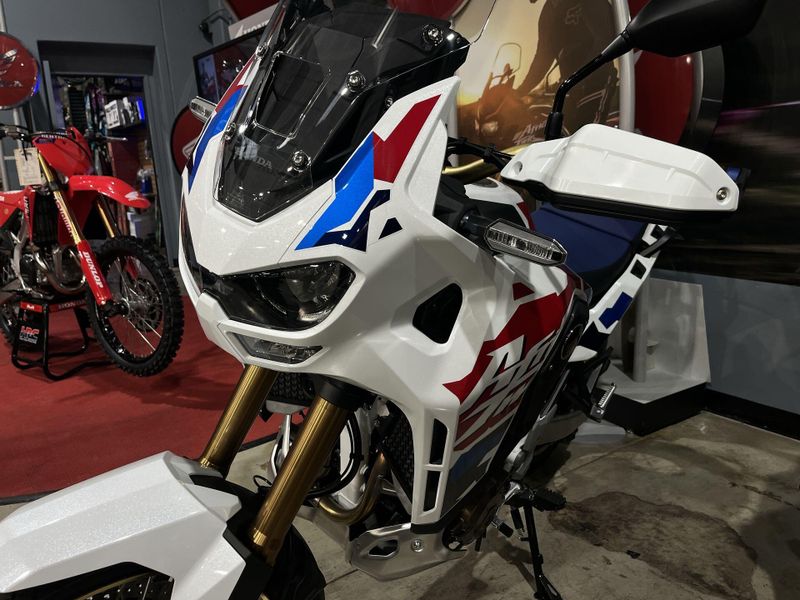 New 2025 Honda AFRICA TWIN ADV SP ES Image 14