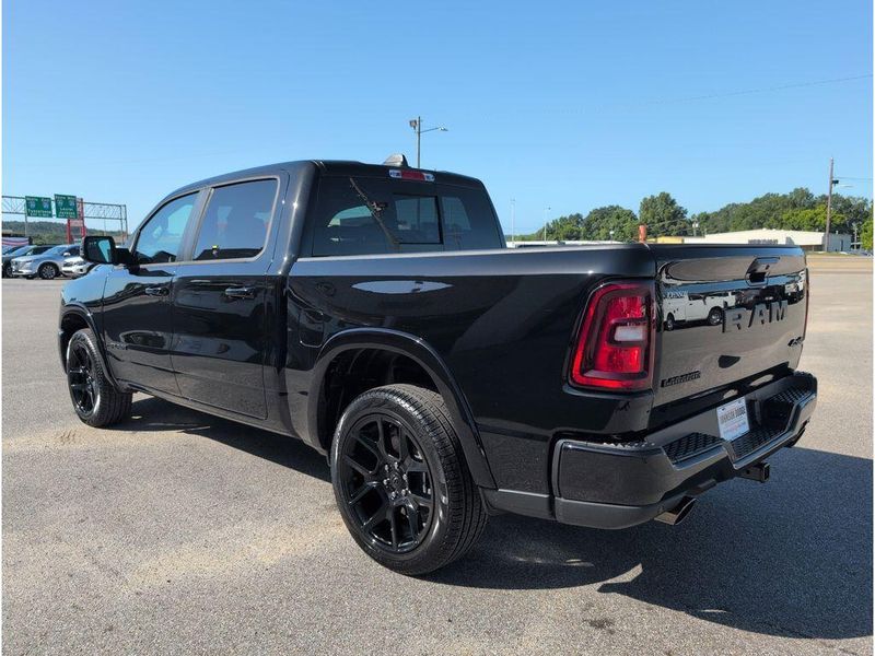 New 2025 RAM 1500 Laramie Crew Cab 4x4 5