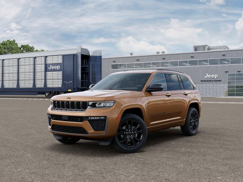New 2026 Jeep Grand Cherokee Limited Reserve 4x4Image 1