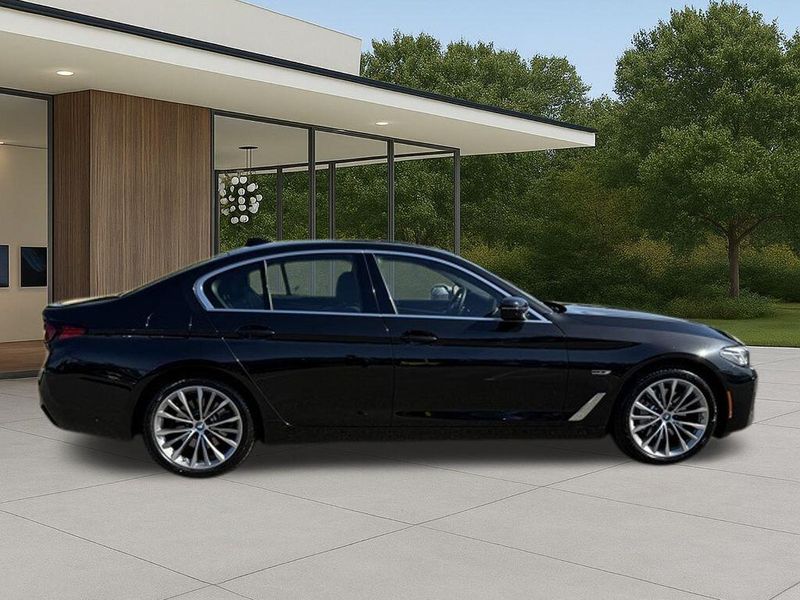 Used 2023 BMW 5 Series 530e iPerformanceImage 7
