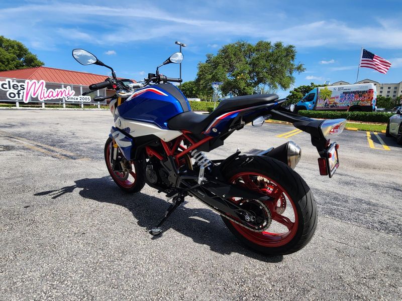 2025 BMW G 310 RImage 7